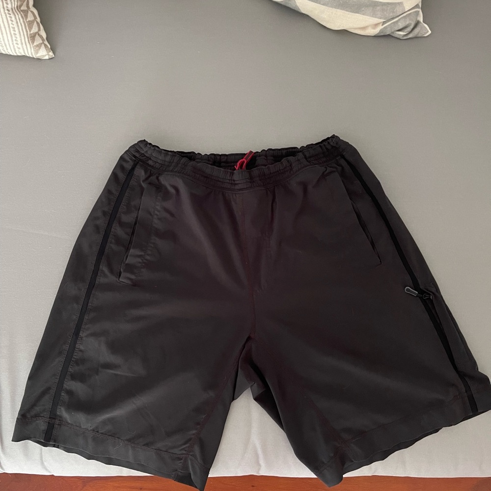 Lululemon Pace Breaker Short Lined 9”